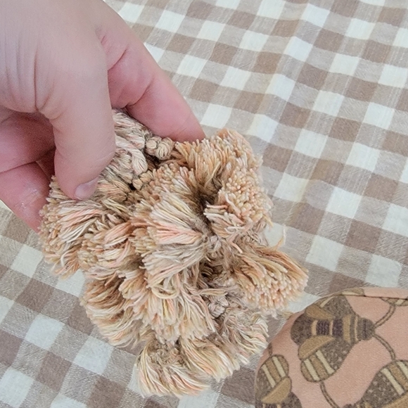 Dockatot La Maman Wedge Nursing Pillow Busy Bees - Picture 3 of 4